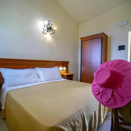 Hotell Fruit Village Tropea Baia Delle Sirene Briatico
