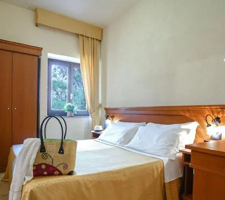 Hotell Fruit Village Tropea Baia Delle Sirene *