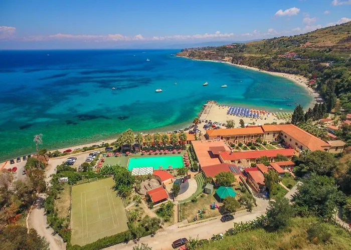 Fruit Village Tropea Baia Delle Sirene מלון