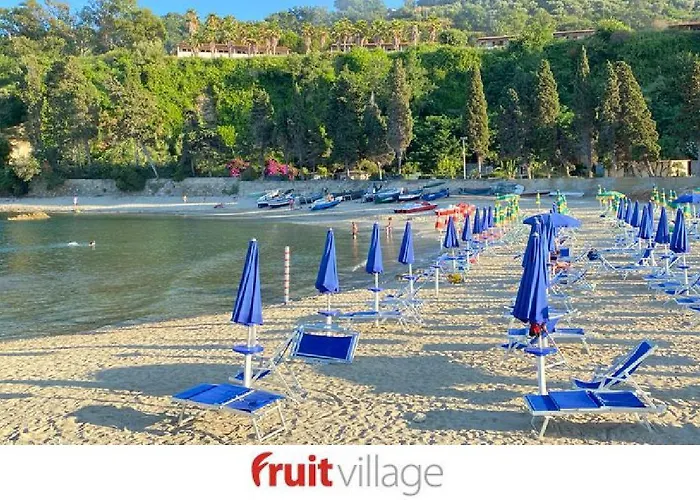 מלון Fruit Village Tropea Baia Delle Sirene בריאטיקו